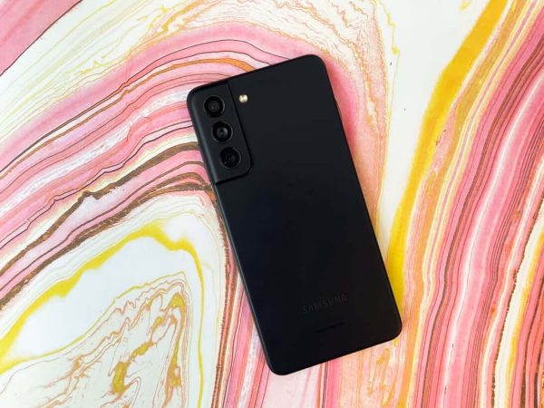 پشت گوشی گلکسی S21 FE