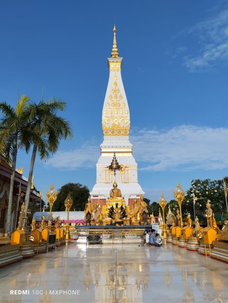 نمونه عکس دوربین ردمی 10C 7