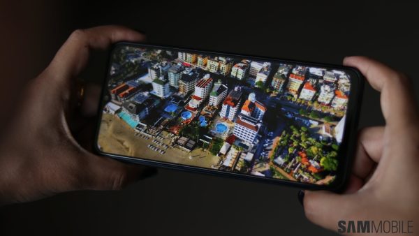 صفحه نمایش گوشی galaxy m33