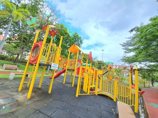 نمونه عکس دوربین فوق عریض M33