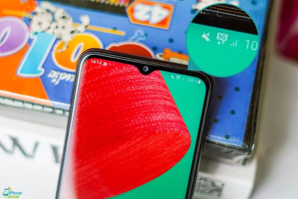 طراحی بخش جلویی گوشی سامسونگ m33