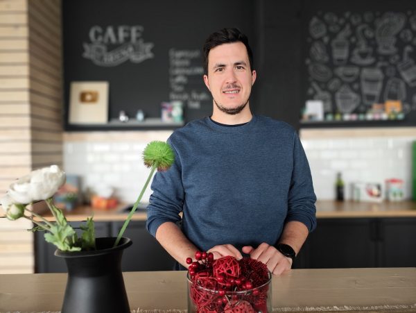 نمونه عکس دوربین poco f4 gt - حالت پرتره