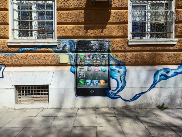 نمونه عکس دوربین poco f4 gt - هوش مصنوعی