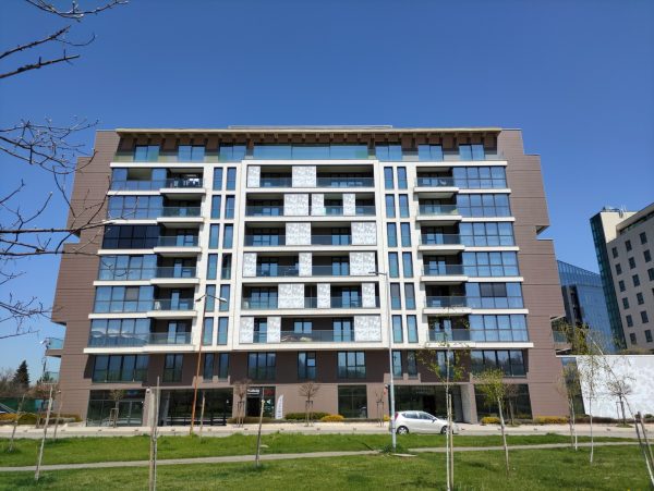 نمونه عکس دوربین poco f4 gt - رزولوشن 64 مگاپیکسلی