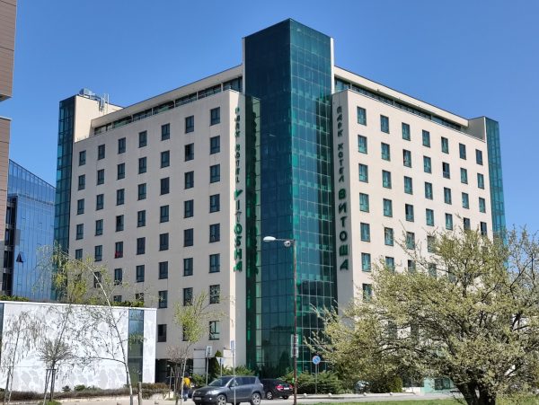 نمونه عکس دوربین پوکو اف 4 جی تی - زوم دو برابری