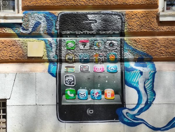 نمونه عکس دوربین پوکو اف 4 جی تی - زوم دو برابری