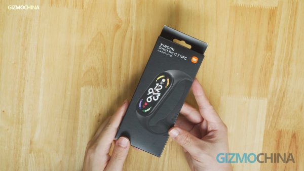 جعبه و بسته بندی mi band 7